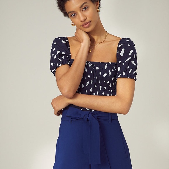 Aritzia / Wilfred Tie-Front Shorts in Navy (Size 8) - Picture 2 of 4